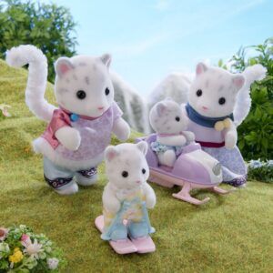 EPOCH SYLVANIAN FAMILIES FAMILIA LEOPARDO DE LA NIEVES