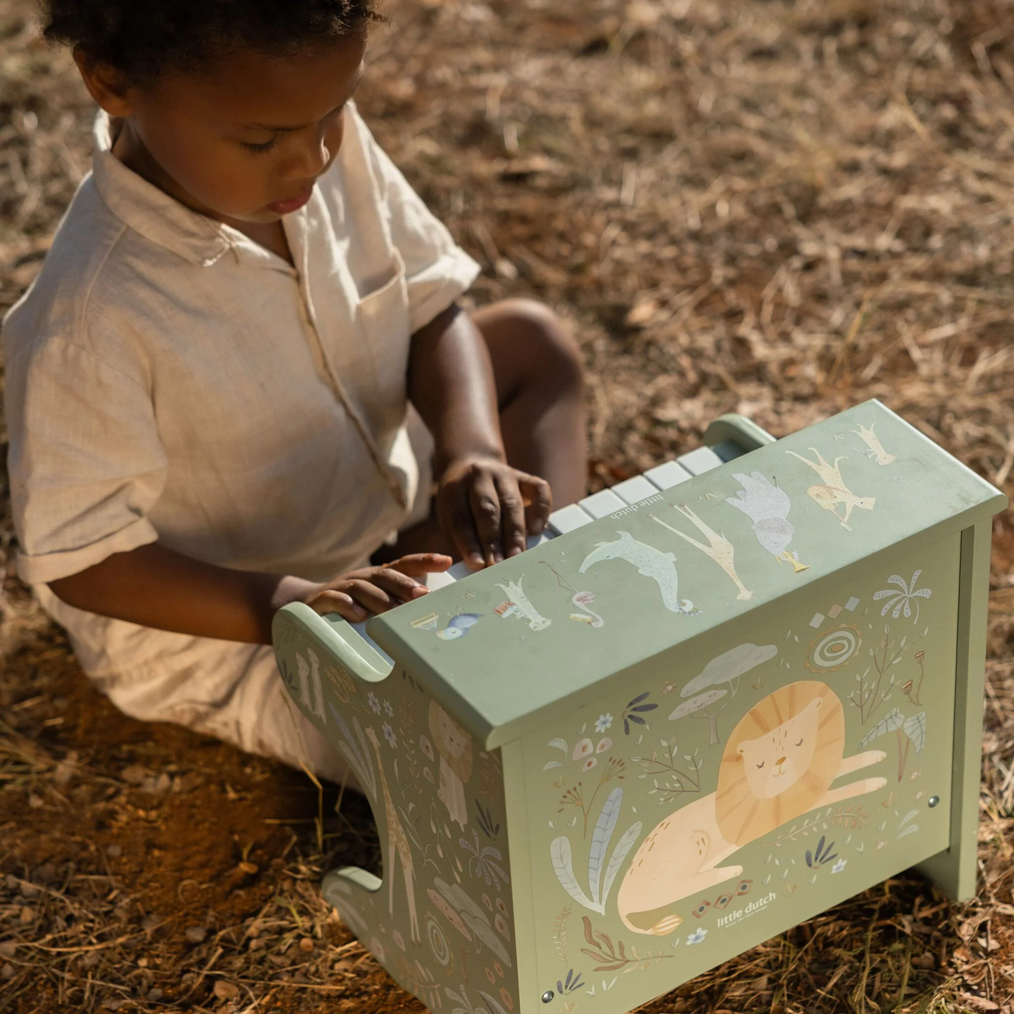 LITTLE DUTCH PIANO DE MADERA VERDE SAFARI FRIENDS - Imagen 3